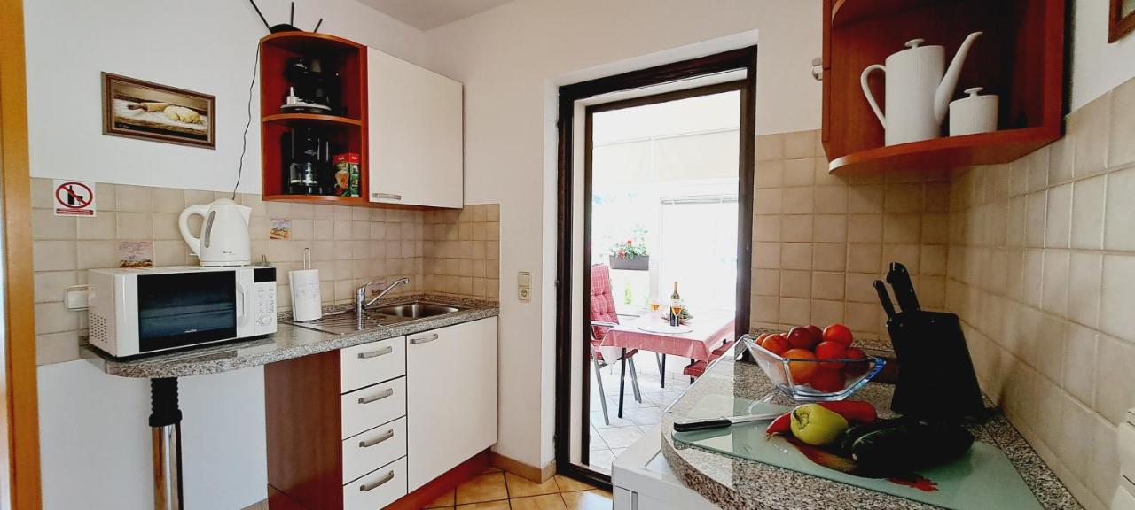 Apartments Darija & Pero Pucisca Εξωτερικό φωτογραφία