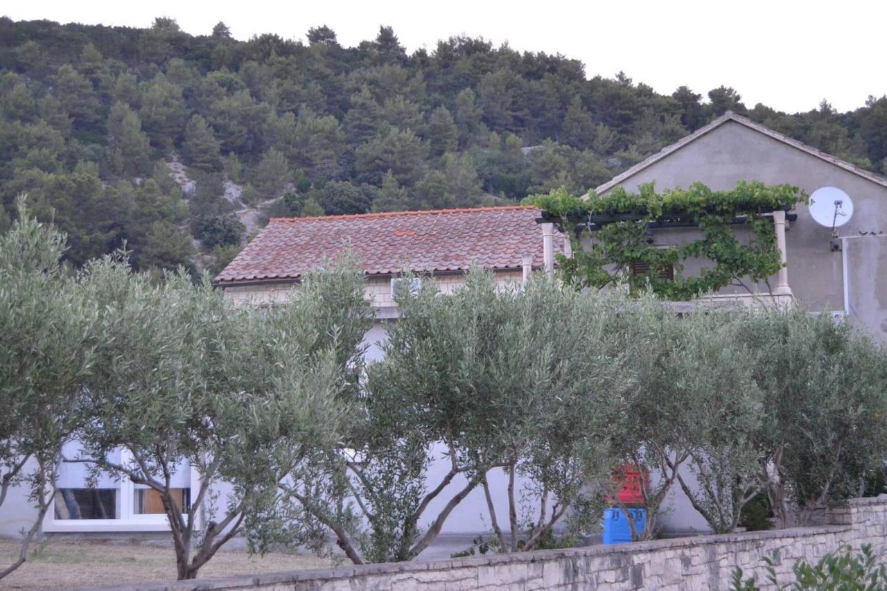 Apartments Darija & Pero Pucisca Εξωτερικό φωτογραφία